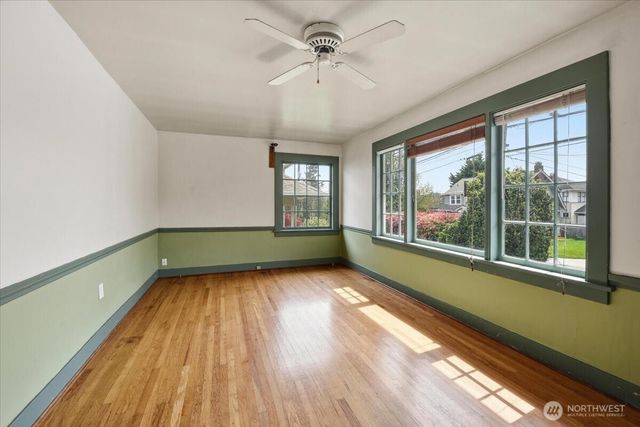 308 NE 50th Street, Seattle, WA 98105