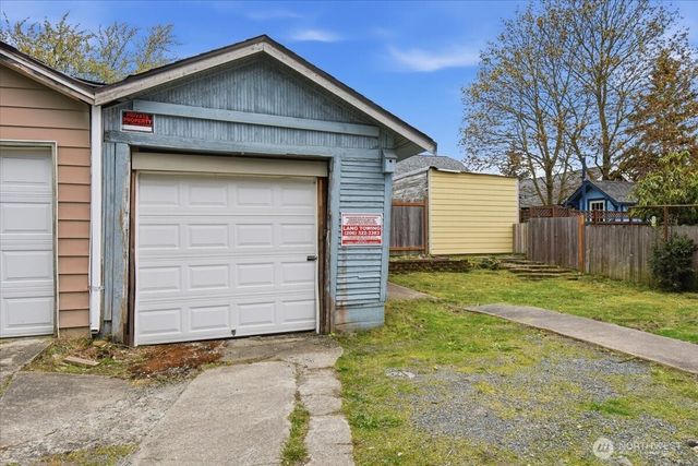 308 NE 50th Street, Seattle, WA 98105