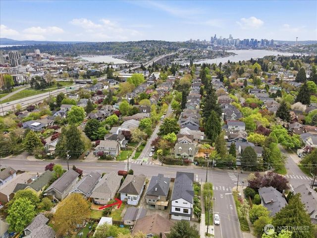 308 NE 50th Street, Seattle, WA 98105