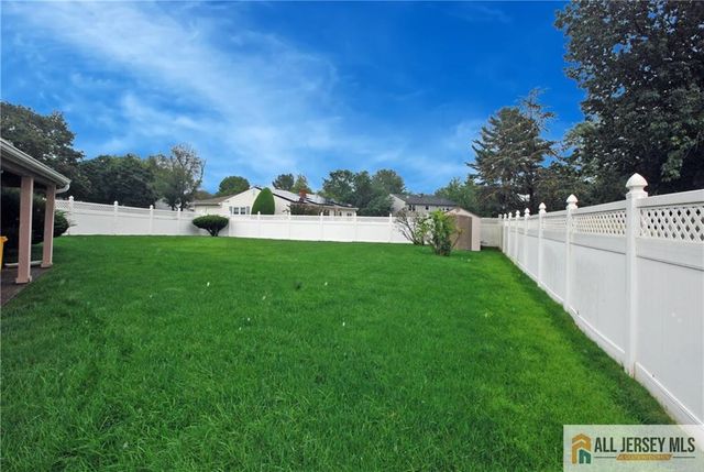 2 Janet Court, East Brunswick, NJ 08816
