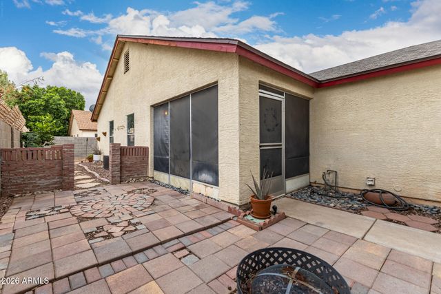 8759 W SAINT JOHN Road, Peoria, AZ 85382