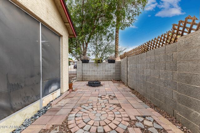 8759 W SAINT JOHN Road, Peoria, AZ 85382