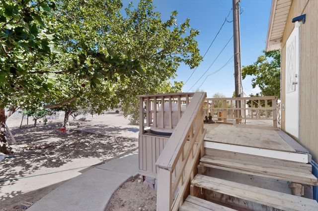 1 Santa Monica Avenue, Los Lunas, NM 87031