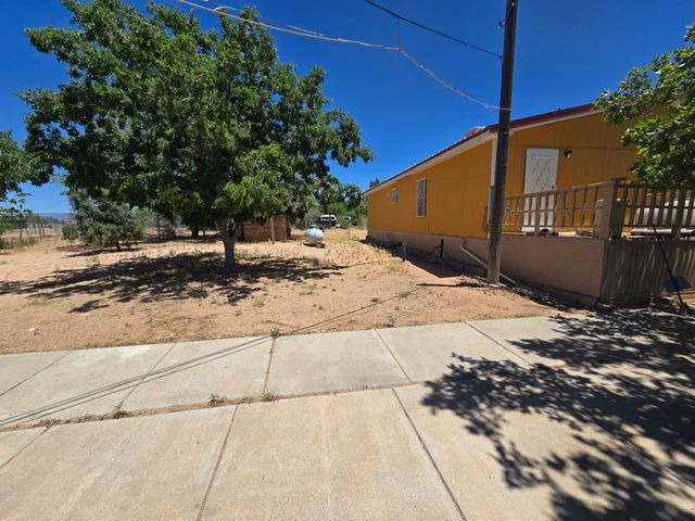 1 Santa Monica Avenue, Los Lunas, NM 87031