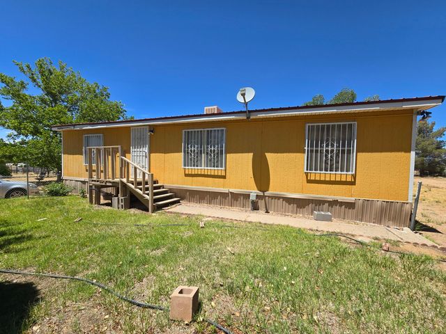 1 Santa Monica Avenue, Los Lunas, NM 87031