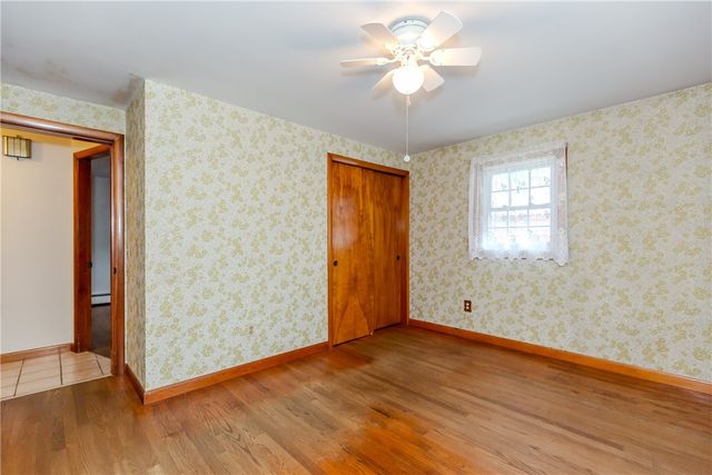 15 Gardner Street, Pawtucket, RI 02861