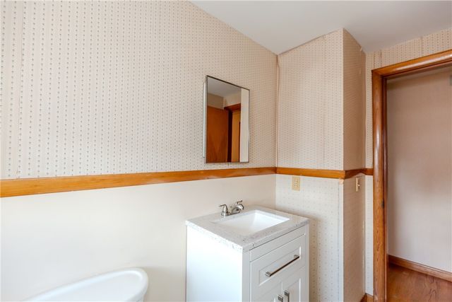15 Gardner Street, Pawtucket, RI 02861