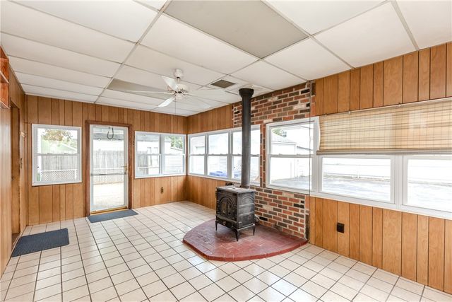 15 Gardner Street, Pawtucket, RI 02861