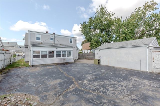 15 Gardner Street, Pawtucket, RI 02861