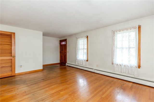 15 Gardner Street, Pawtucket, RI 02861