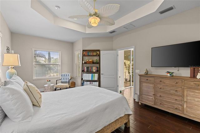 6936 WHITE WILLOW COURT, Sarasota, FL 34243