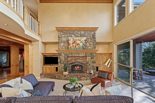 61445 Gosney Road, Bend, OR 97702