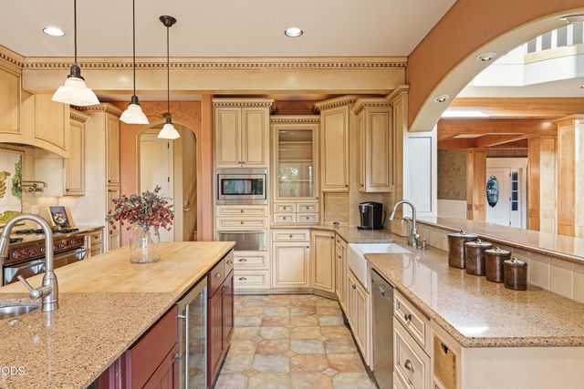 61445 Gosney Road, Bend, OR 97702