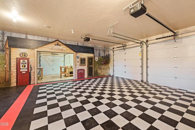 61445 Gosney Road, Bend, OR 97702