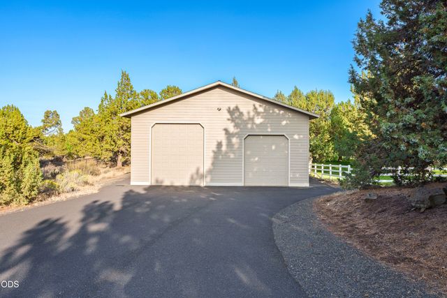 61445 Gosney Road, Bend, OR 97702