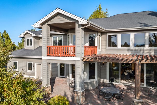 61445 Gosney Road, Bend, OR 97702
