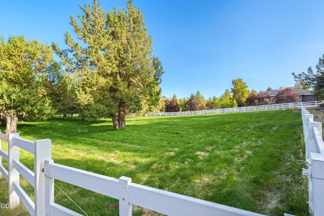 61445 Gosney Road, Bend, OR 97702