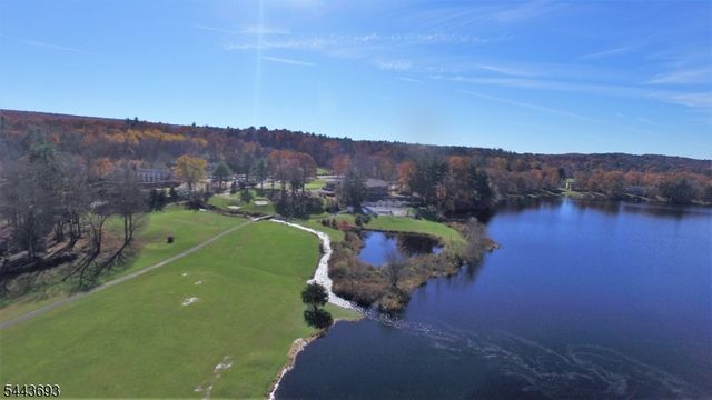 100 North Gate Road B, Montague Twp., NJ 07827