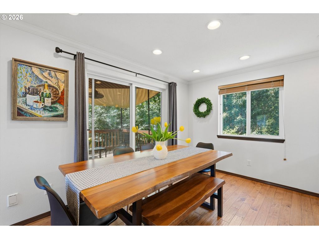 Image 10 of property listing at 110 NORRIS Ct, Dayton, OR 97114