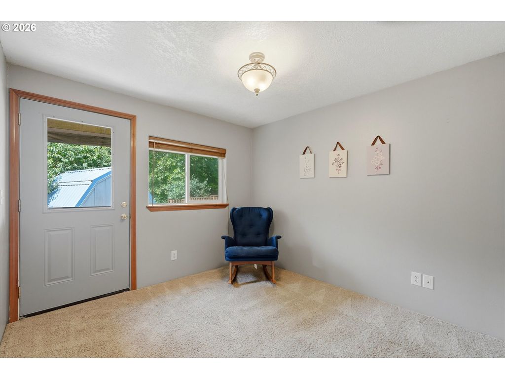 Image 20 of property listing at 110 NORRIS Ct, Dayton, OR 97114
