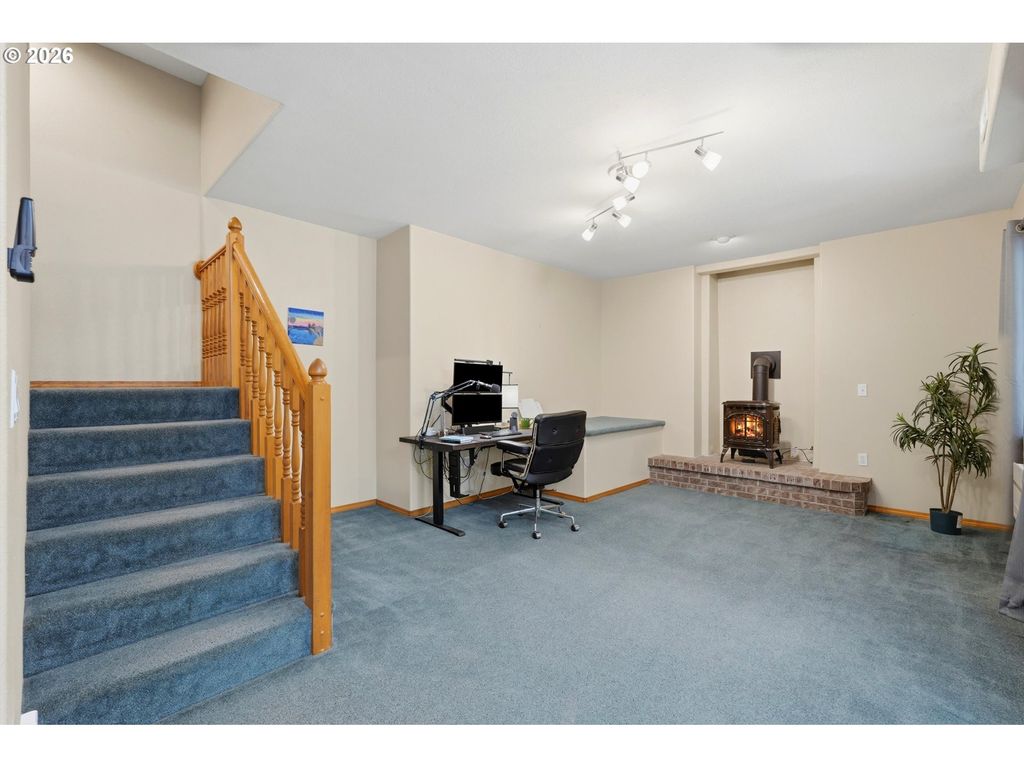 Image 40 of property listing at 110 NORRIS Ct, Dayton, OR 97114