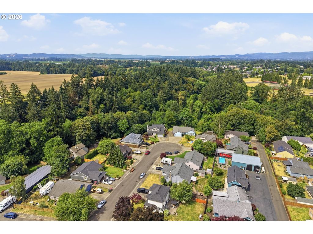 Image 46 of property listing at 110 NORRIS Ct, Dayton, OR 97114