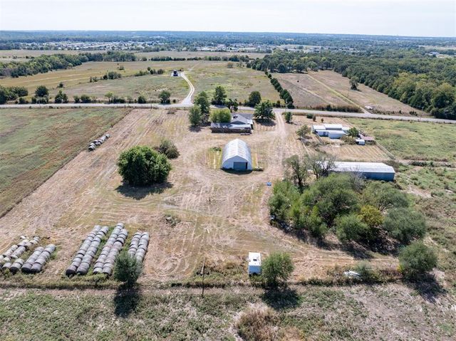 43304 Moccasin Trail, Meeker, OK 74855