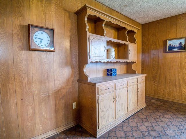 43304 Moccasin Trail, Meeker, OK 74855