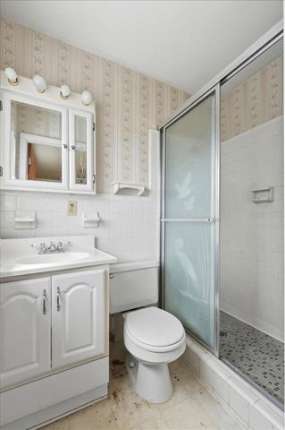 4429 PINEBROOKE PLACE, Dover, FL 33527