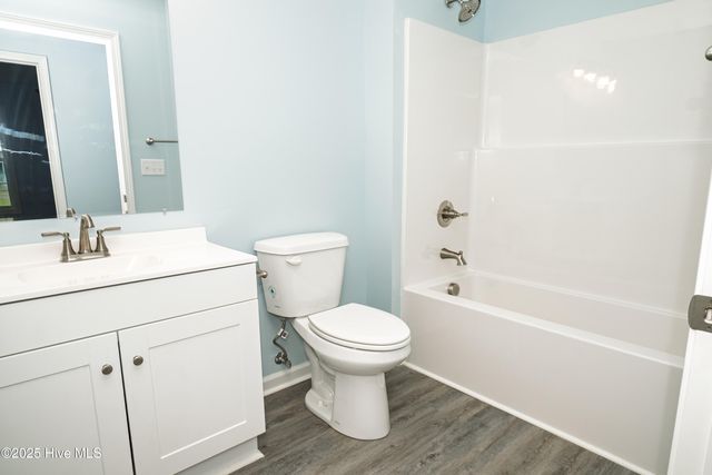 360 Oak Street Street, Roseboro, NC 28382