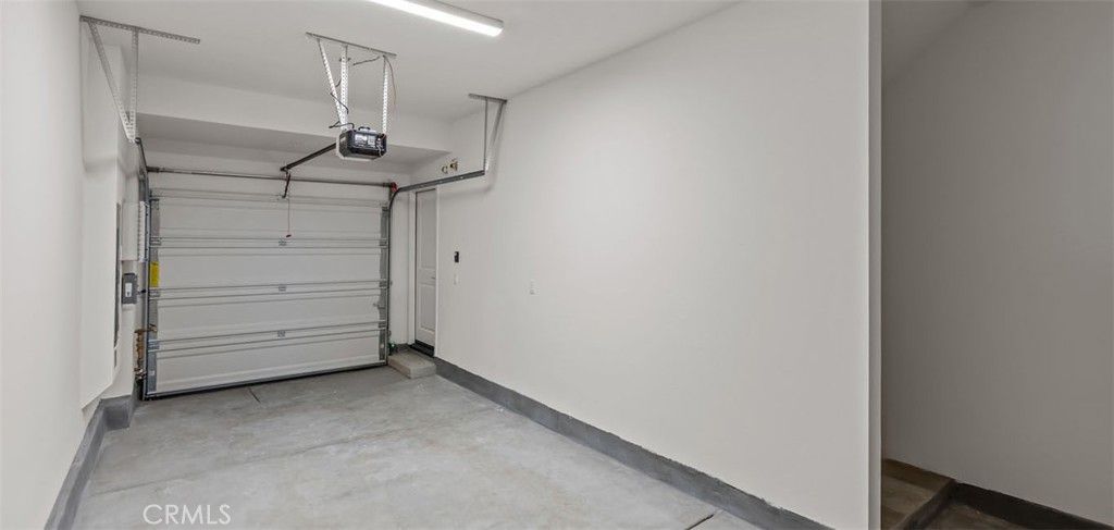 Image 5 of property listing at 1967 Via De Luna, Placentia, CA 92870