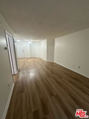 428 S Grand View Street 204, Los Angeles, CA 90057