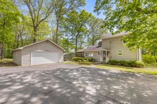 4035 Oak Park Drive, Jefferson Twp, MI 49266