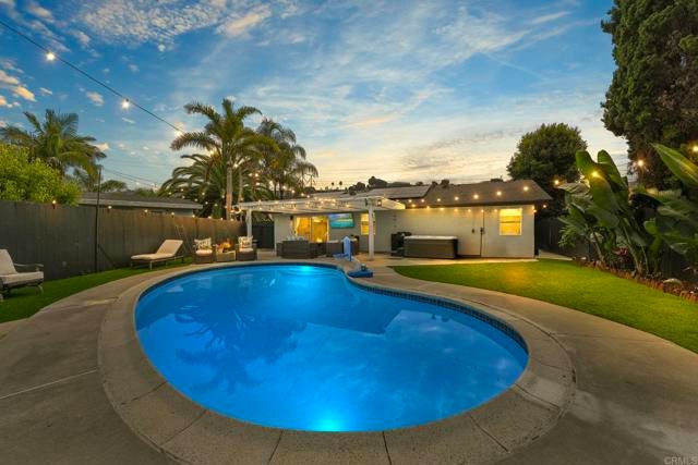 3516 Las Vegas Drive, Oceanside, CA 92054