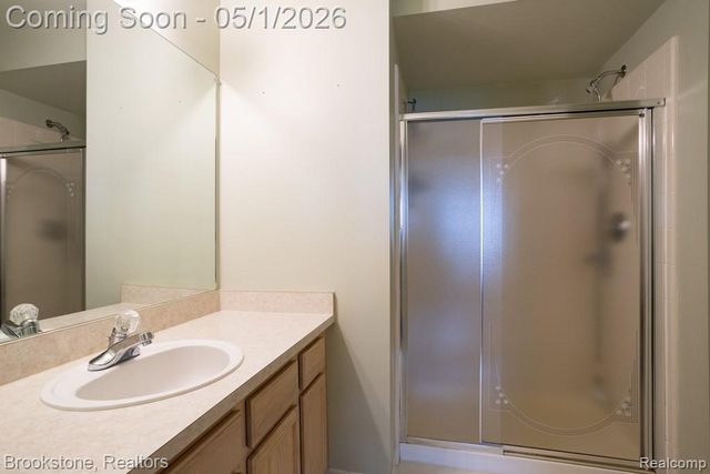 29257 Red Maple Drive, New Baltimore, MI 48051