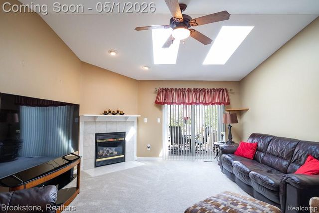 29257 Red Maple Drive, New Baltimore, MI 48051