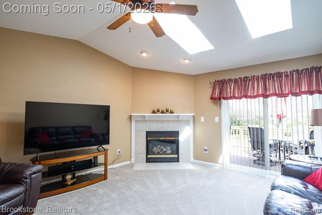29257 Red Maple Drive, New Baltimore, MI 48051