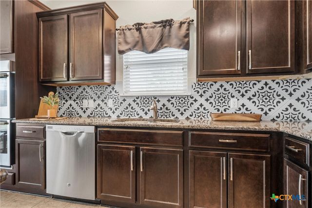 2014 Deer Field Way, Harker Heights, TX 76548