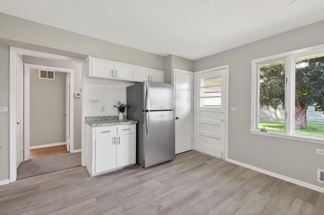 812 W 61st Street, Minneapolis, MN 55419