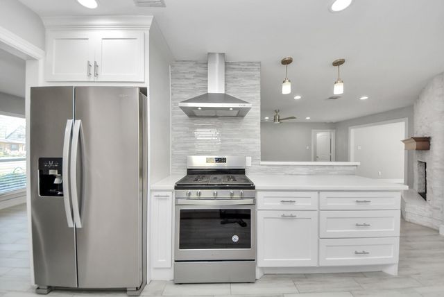 11214 Sagehaven Drive, Houston, TX 77089