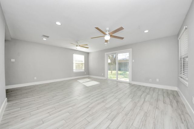 11214 Sagehaven Drive, Houston, TX 77089