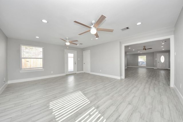 11214 Sagehaven Drive, Houston, TX 77089