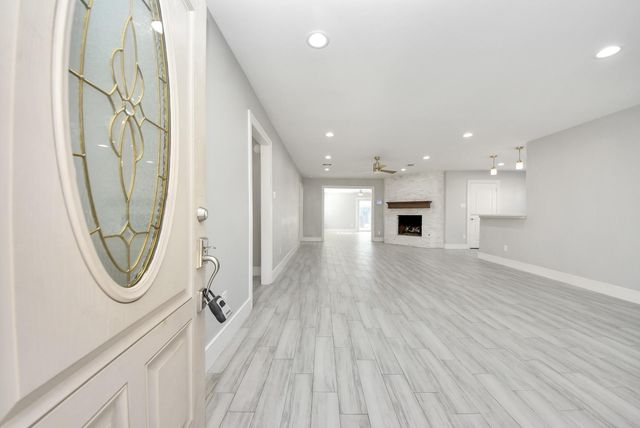 11214 Sagehaven Drive, Houston, TX 77089