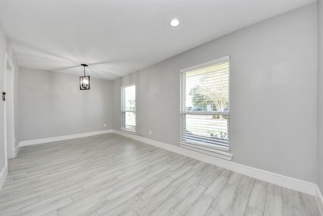 11214 Sagehaven Drive, Houston, TX 77089