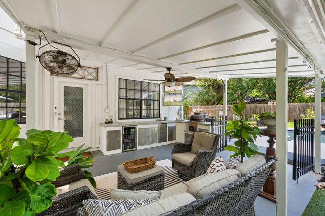 3923 Grayling LN, Round Rock, TX 78681
