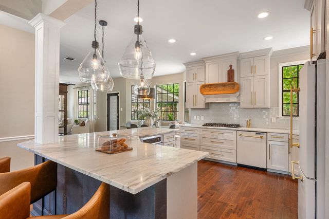 3923 Grayling LN, Round Rock, TX 78681