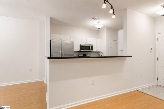 203 Mckenna Circle, Greenville, SC 29615