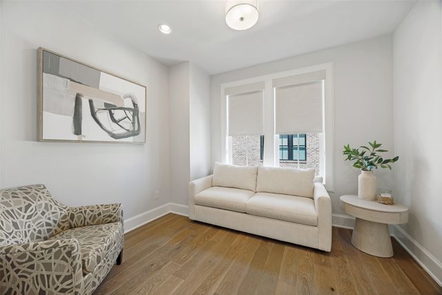 15015 Oak Street, Addison, TX 75001