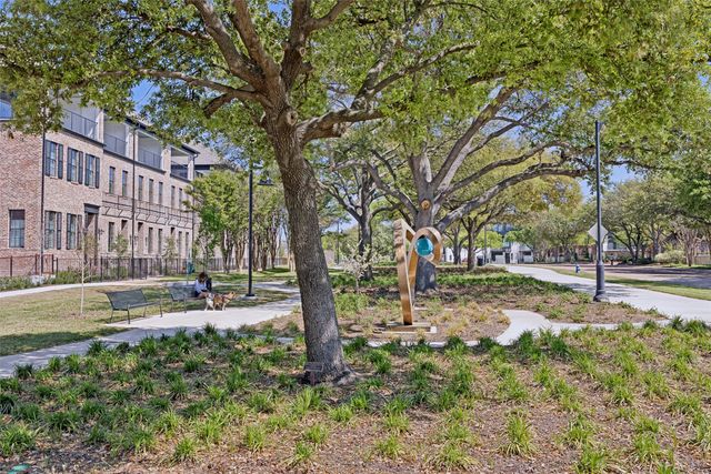 15015 Oak Street, Addison, TX 75001