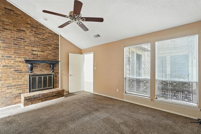 1744 Hartford Drive, Carrollton, TX 75007